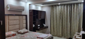 1 Luxury room in Shivalik Hills